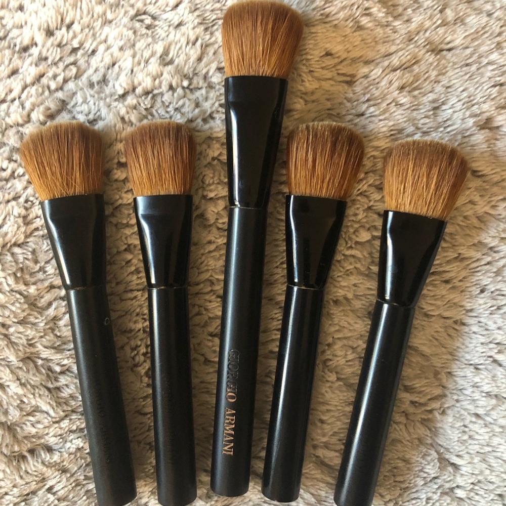 Giorgio Armani Makeup brushes
